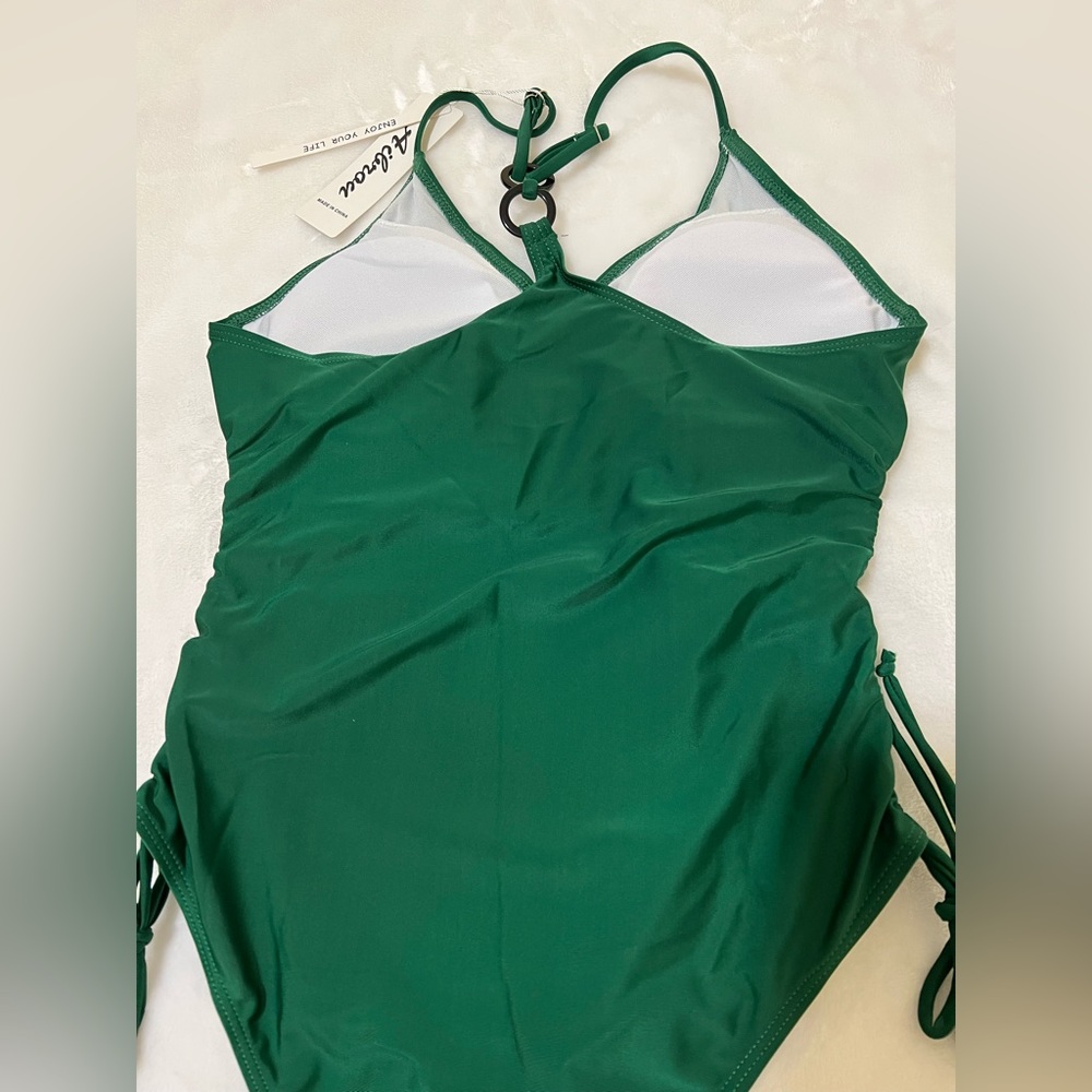 🆕 beautiful bathing suit. - Picture 6 of 8